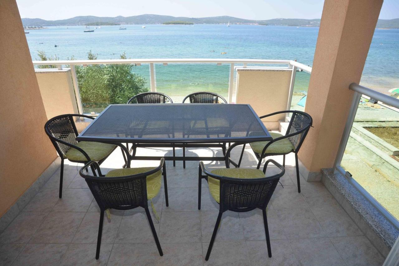 Apartments Citrine On The Beach 比奥格勒·纳·莫鲁 外观 照片