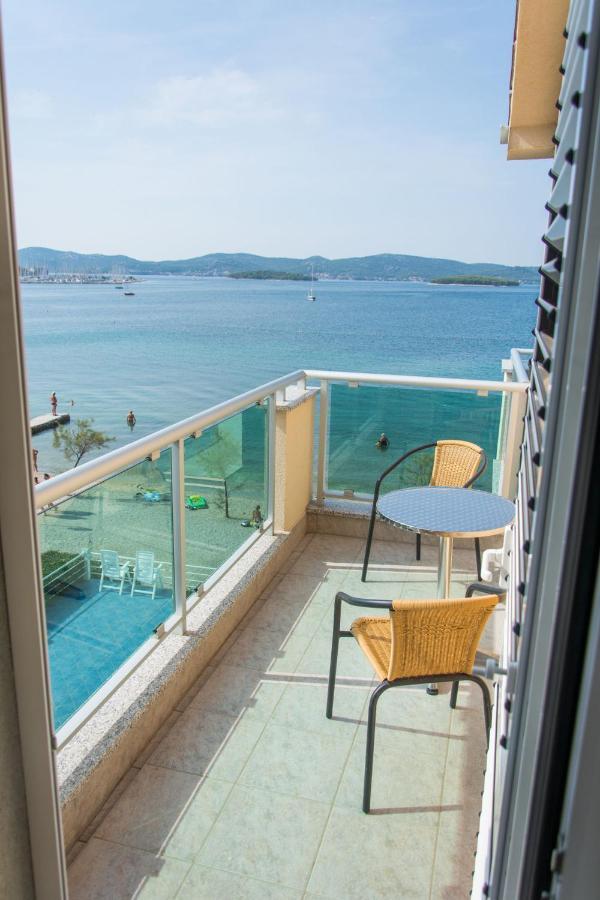 Apartments Citrine On The Beach 比奥格勒·纳·莫鲁 外观 照片